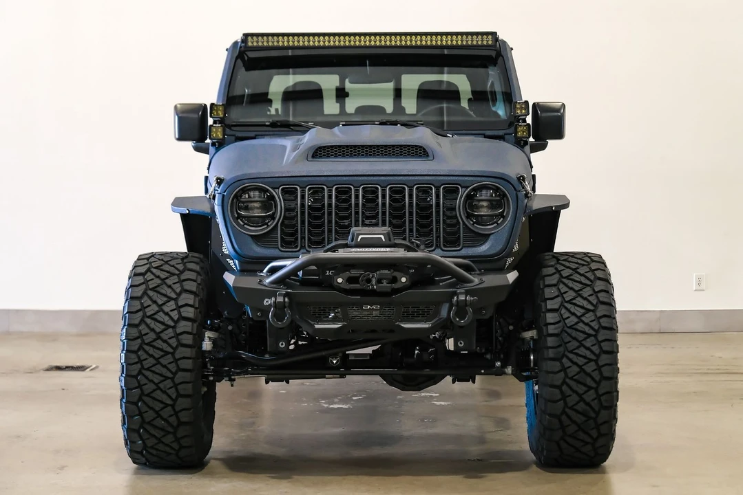 2025 Jeep JT Gladiator - Image 9 of 12