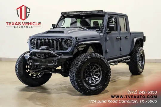 2025 Jeep Gladiator NightHawk 4X4