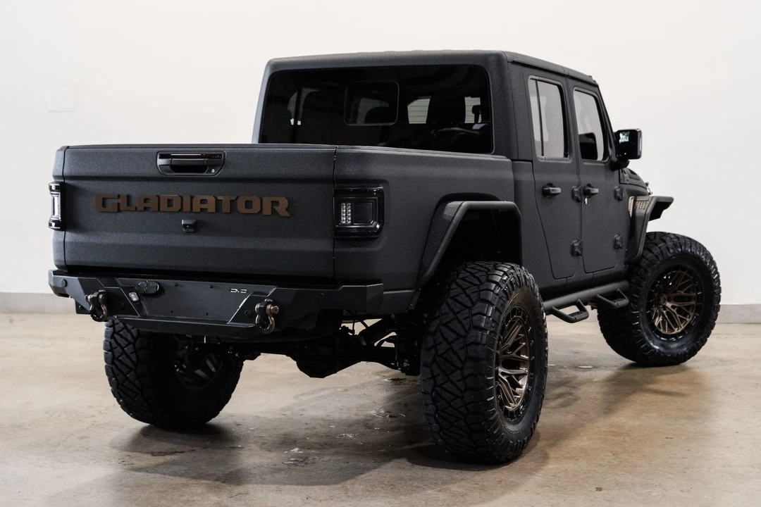 2025 Jeep JT Gladiator - Image 7 of 12