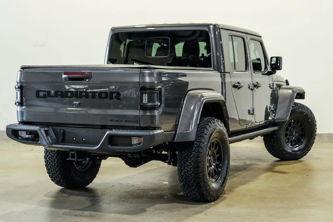 2025 Jeep JT Gladiator - Image 7 of 12