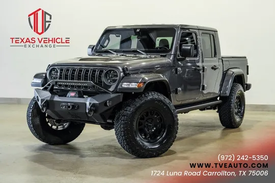 2025 Jeep Gladiator NightHawk 4X4