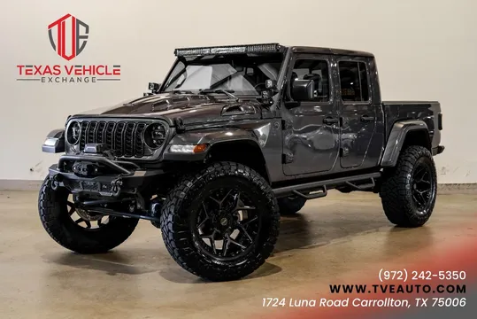2025 Jeep Gladiator NightHawk 4X4