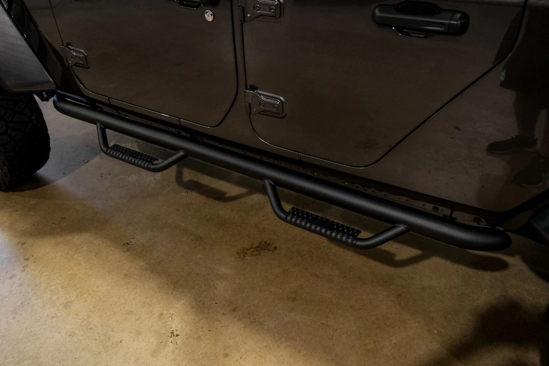 2025 Jeep JT Gladiator - Image 11 of 12