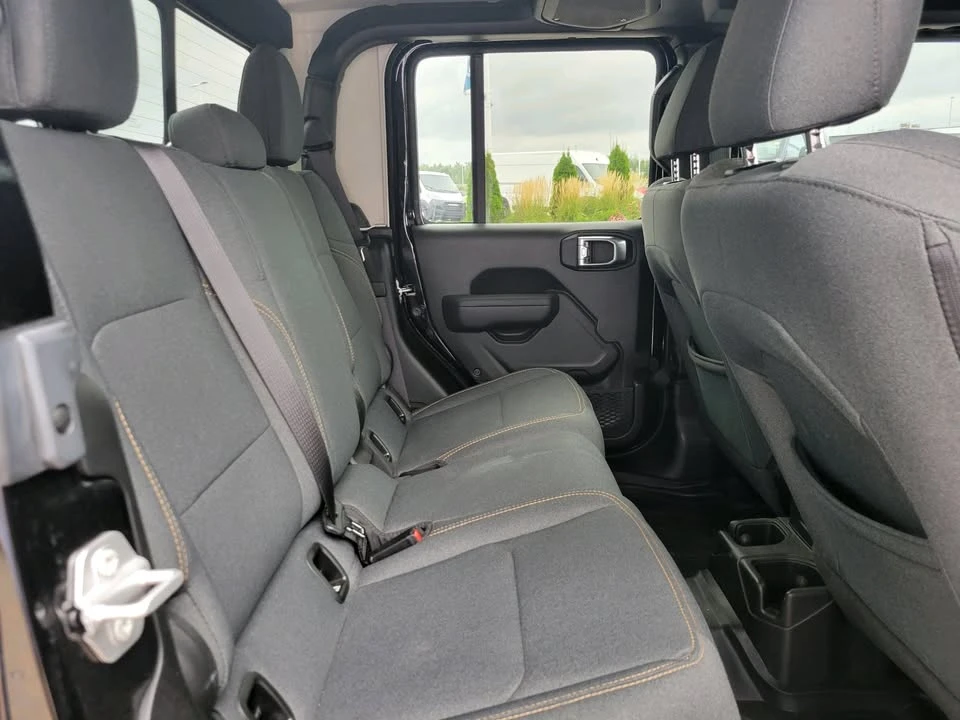 2025 Jeep JT Gladiator - Image 12 of 20