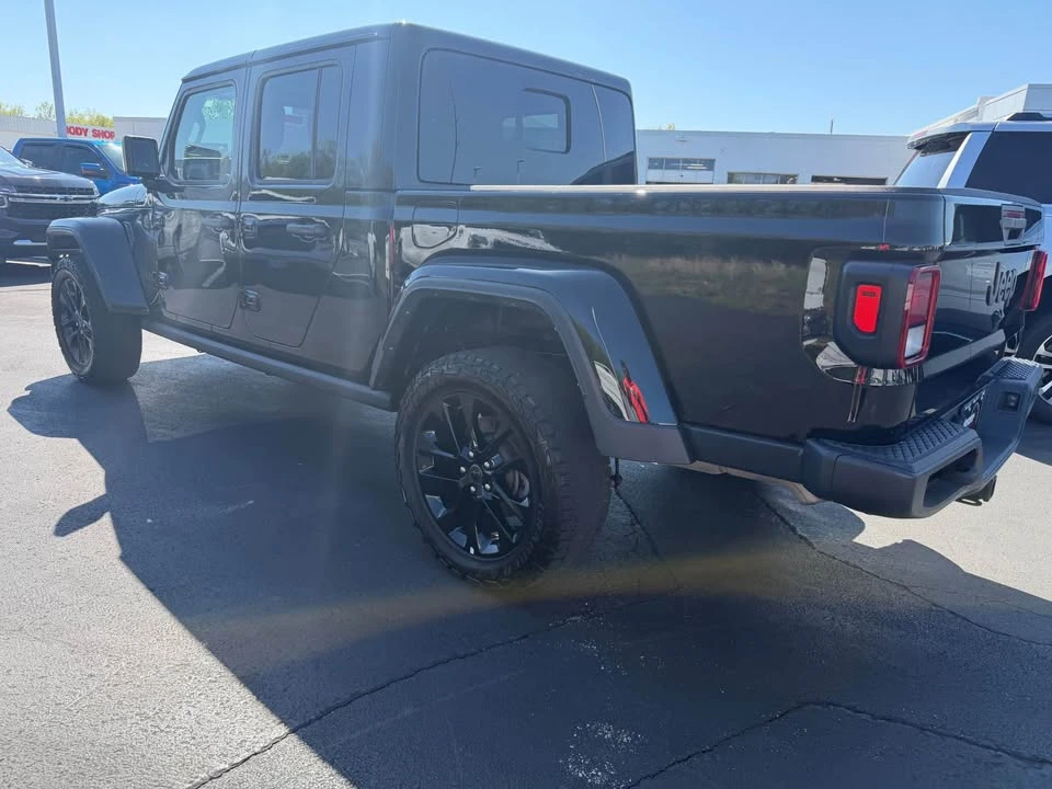 2025 Jeep JT Gladiator - Image 6 of 12