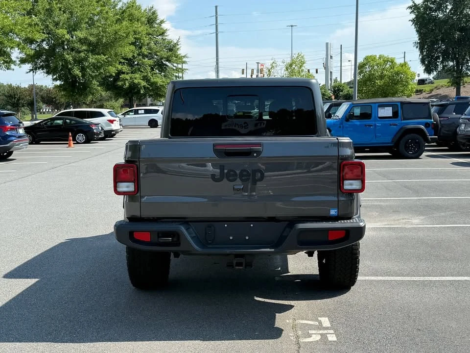 2025 Jeep JT Gladiator - Image 4 of 15
