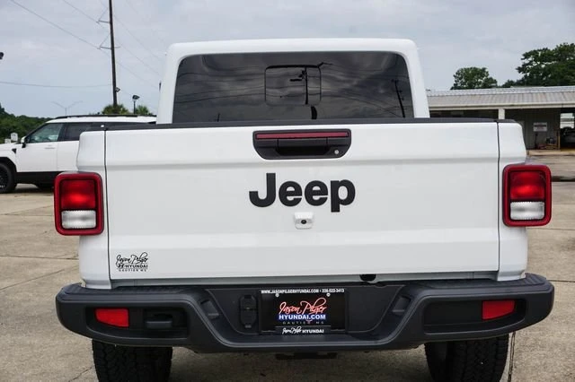 2025 Jeep JT Gladiator - Image 5 of 18