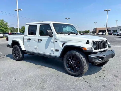 2025 Jeep Gladiator Nighthawk