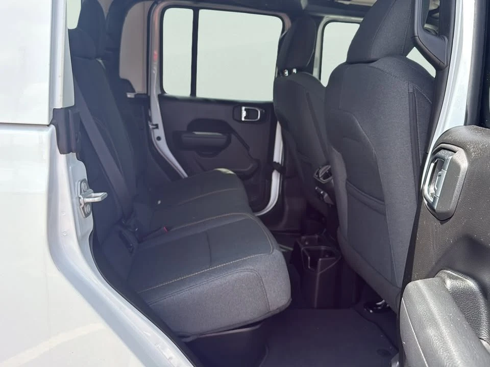 2025 Jeep JT Gladiator - Image 12 of 20