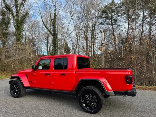 2025 Jeep JT Gladiator - Image 9 of 12