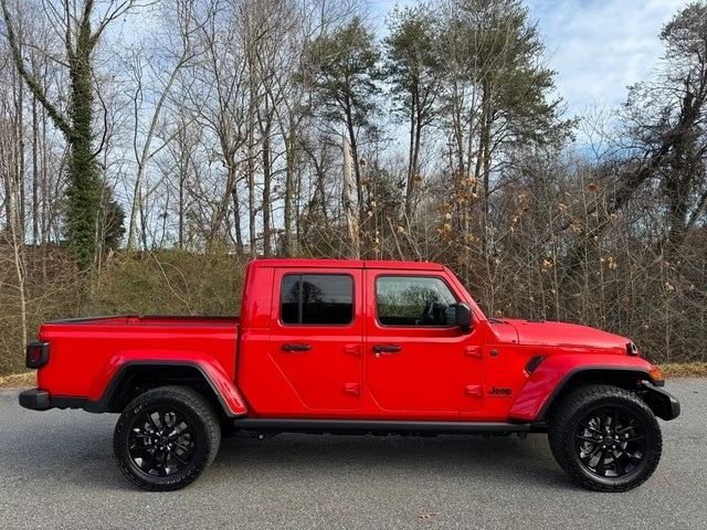 2025 Jeep JT Gladiator - Image 5 of 12
