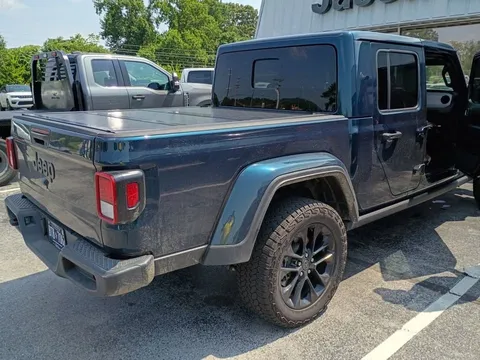 2025 Jeep JT Gladiator - Image 4 of 8