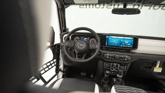 2025 Jeep JT Gladiator - Image 12 of 21