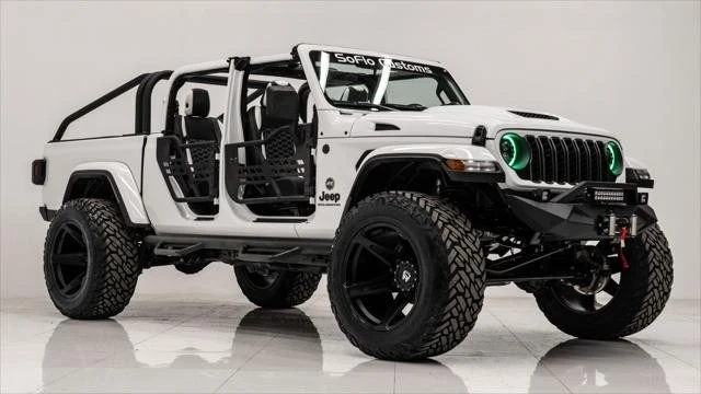 2025 Jeep JT Gladiator - Image 4 of 21