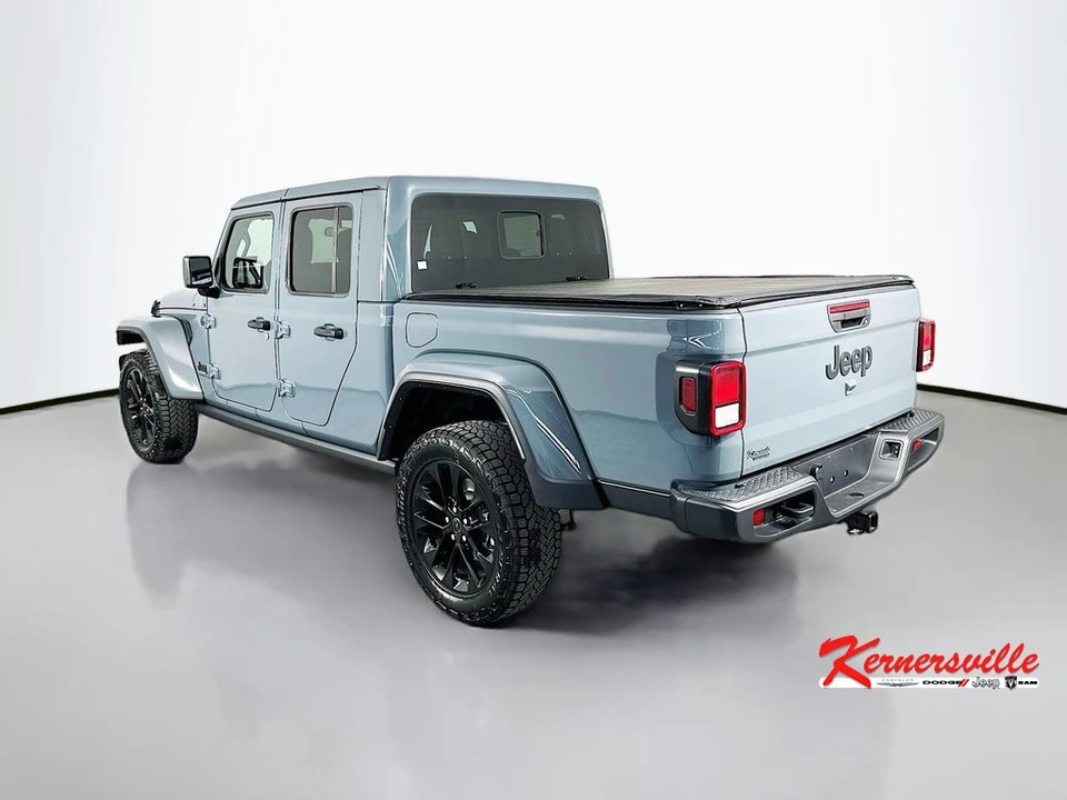 2025 Jeep JT Gladiator - Image 5 of 24