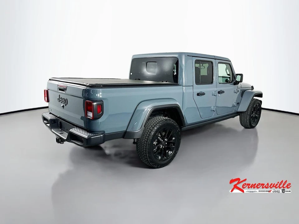 2025 Jeep JT Gladiator - Image 7 of 24
