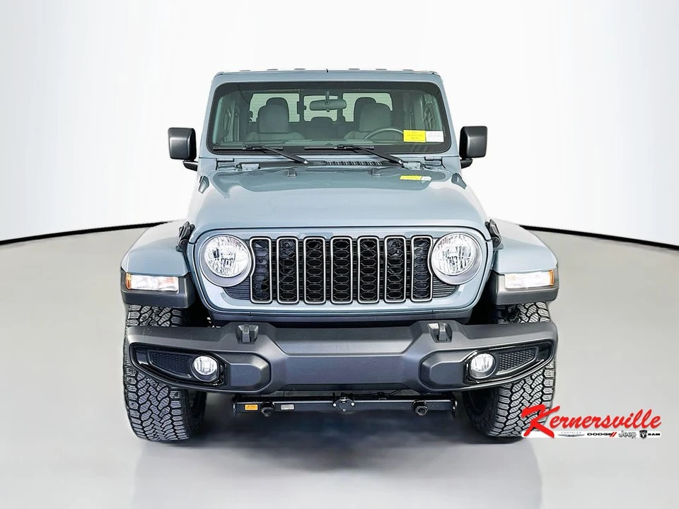 2025 Jeep JT Gladiator - Image 2 of 24