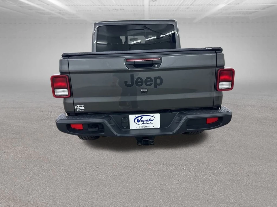 2025 Jeep JT Gladiator - Image 11 of 21