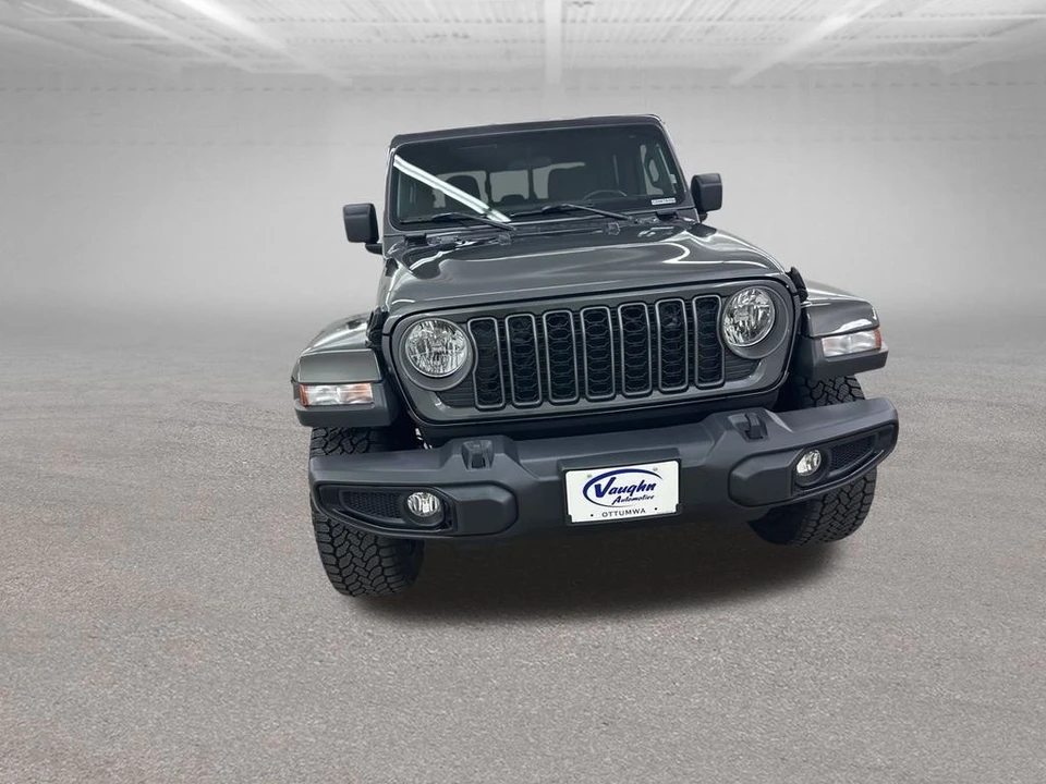 2025 Jeep JT Gladiator - Image 5 of 21