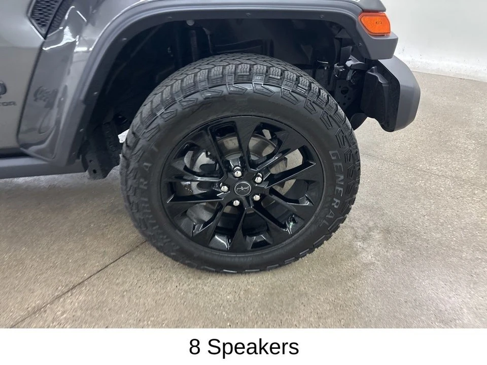 2025 Jeep JT Gladiator - Image 15 of 21