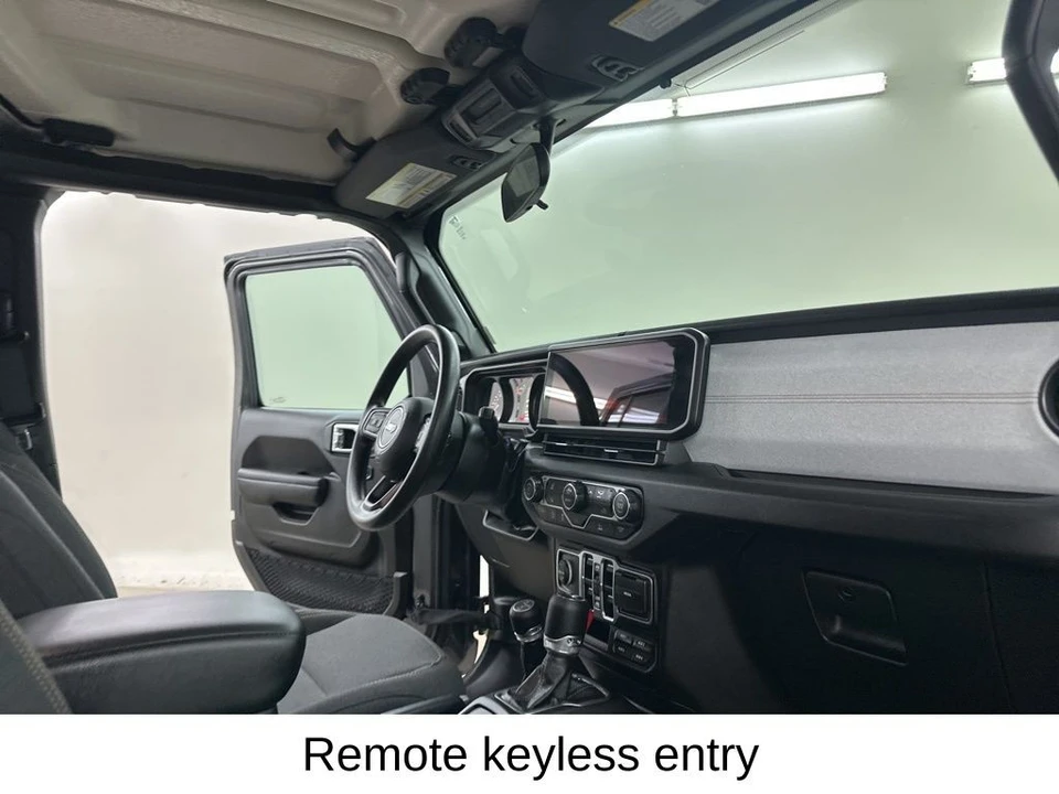 2025 Jeep JT Gladiator - Image 19 of 21