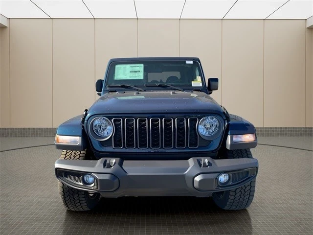 2025 Jeep JT Gladiator - Image 7 of 21