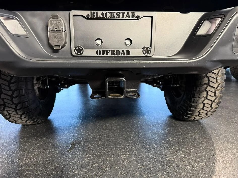 2025 Jeep JT Gladiator - Image 11 of 31