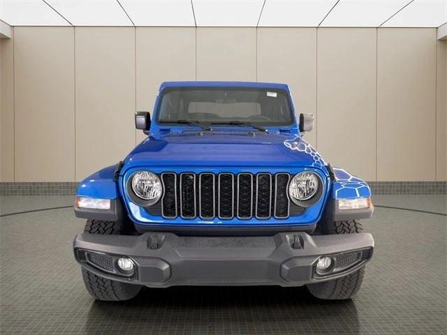 2025 Jeep JT Gladiator - Image 8 of 21