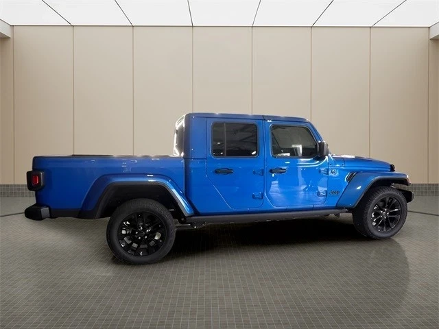 2025 Jeep JT Gladiator - Image 6 of 21