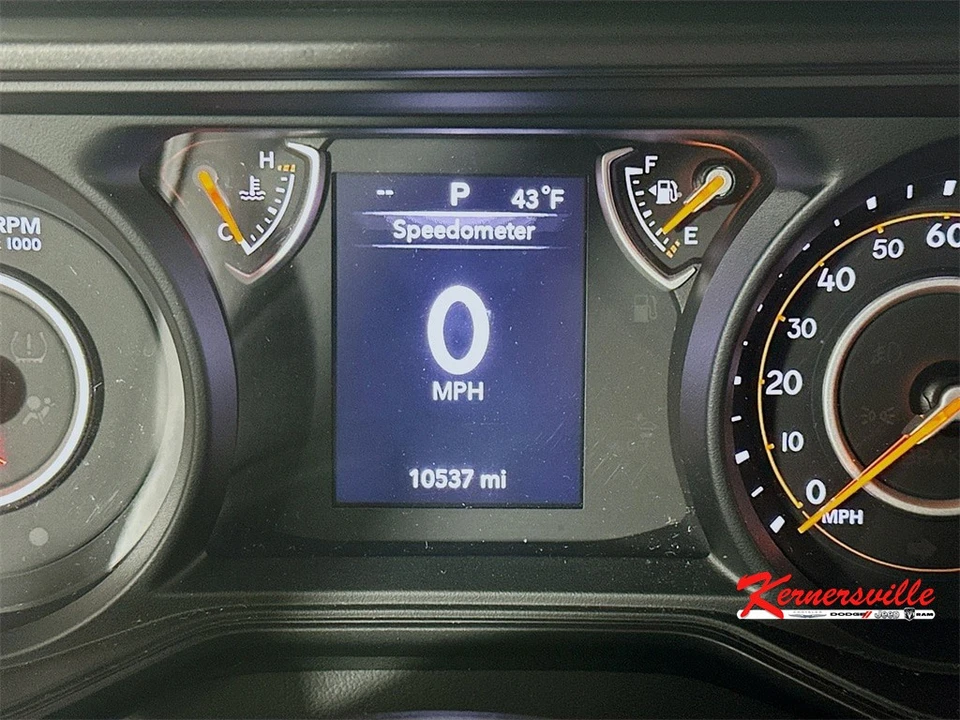 2025 Jeep JT Gladiator - Image 15 of 21