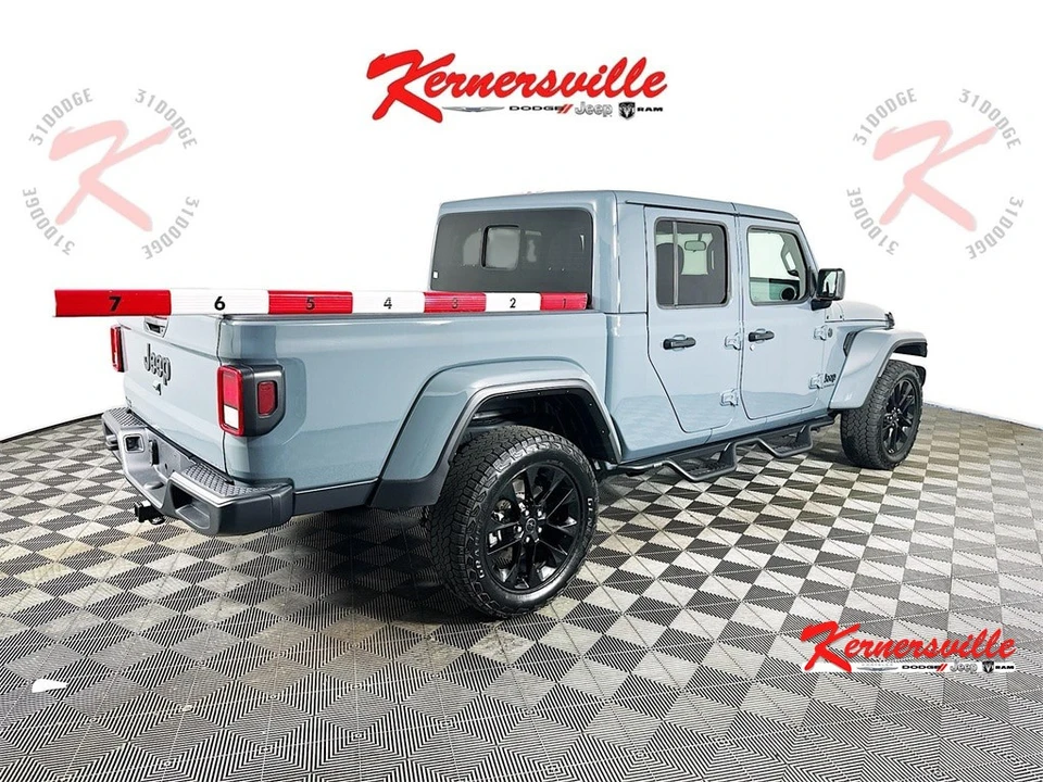 2025 Jeep JT Gladiator - Image 7 of 21
