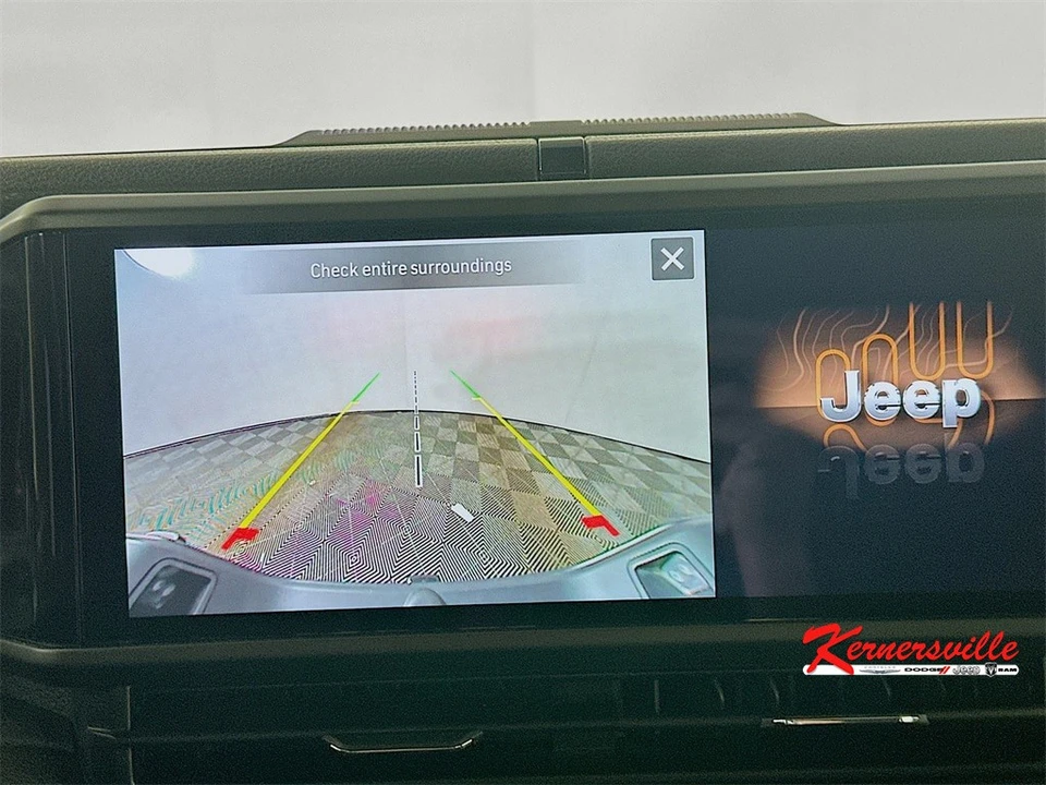 2025 Jeep JT Gladiator - Image 20 of 21