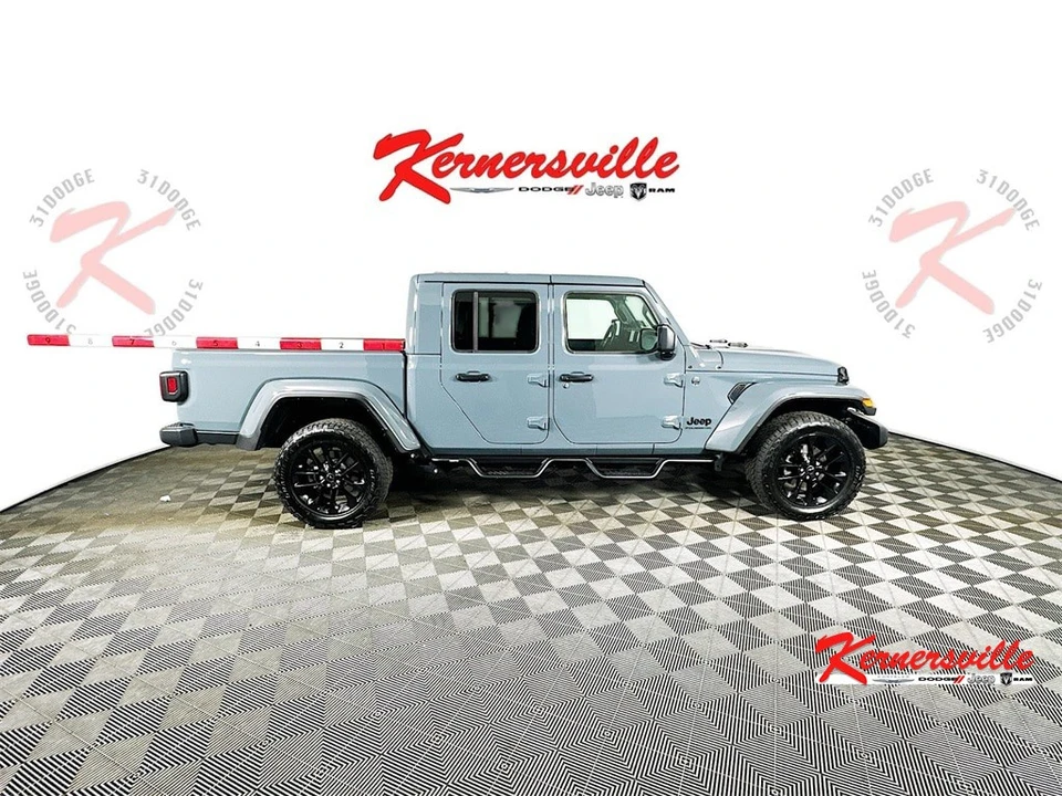 2025 Jeep JT Gladiator - Image 8 of 21