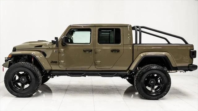 2025 Jeep JT Gladiator - Image 9 of 21