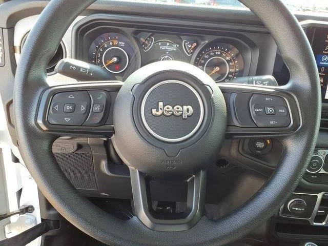 2025 Jeep JT Gladiator - Image 6 of 12
