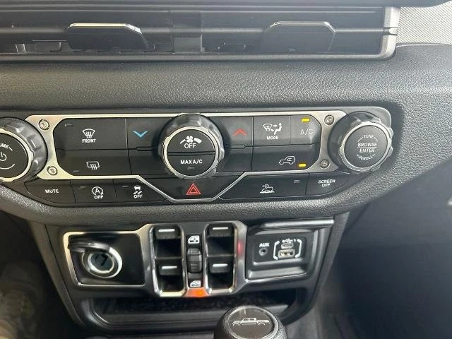 2025 Jeep JT Gladiator - Image 17 of 18