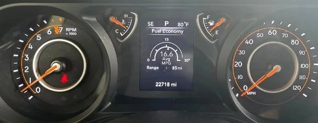 2025 Jeep JT Gladiator - Image 13 of 18