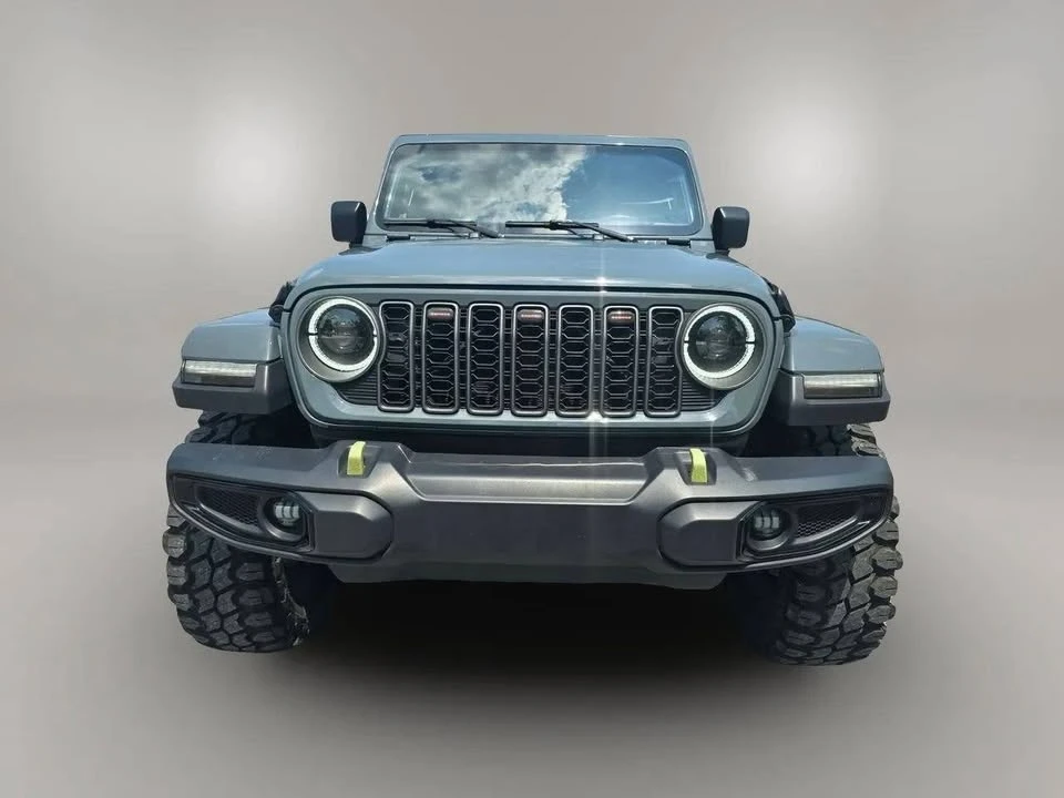 2025 Jeep JT Gladiator - Image 5 of 20