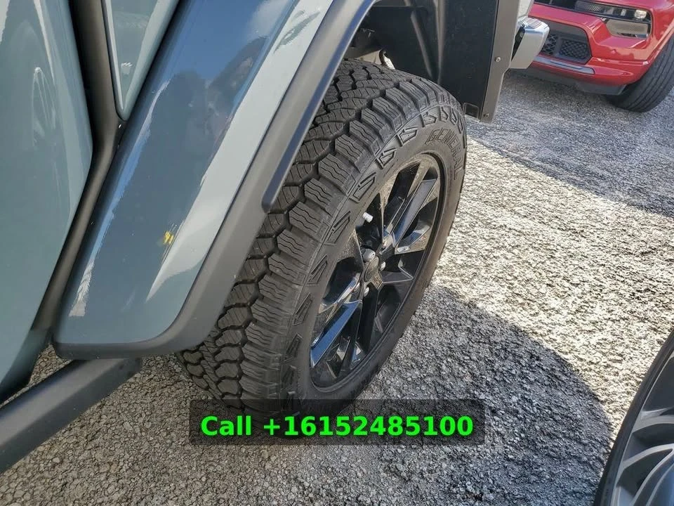 2025 Jeep JT Gladiator - Image 12 of 20
