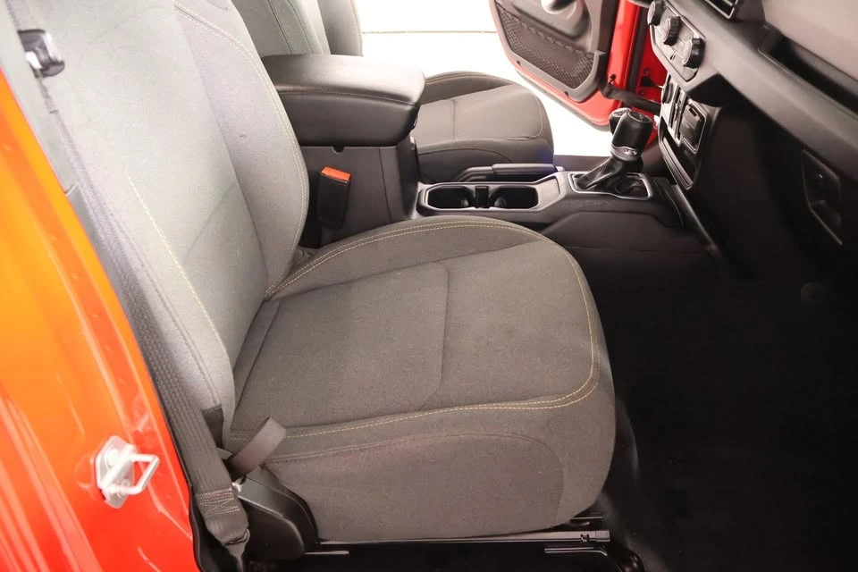 2025 Jeep JT Gladiator - Image 11 of 20