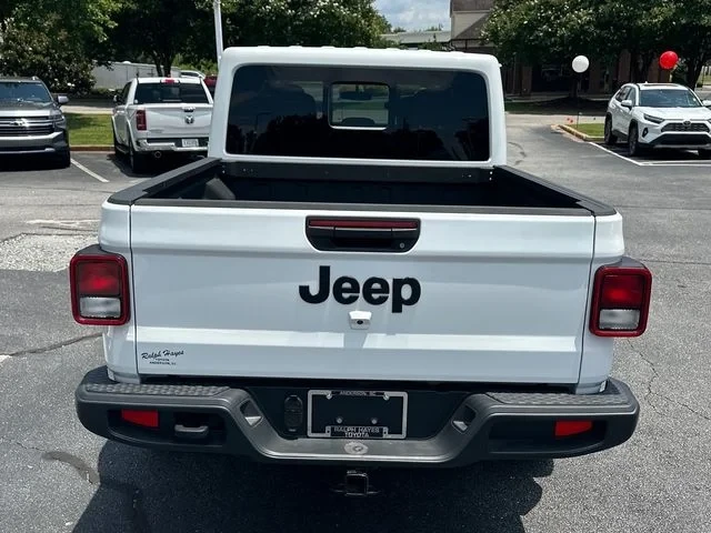 2025 Jeep JT Gladiator - Image 10 of 12