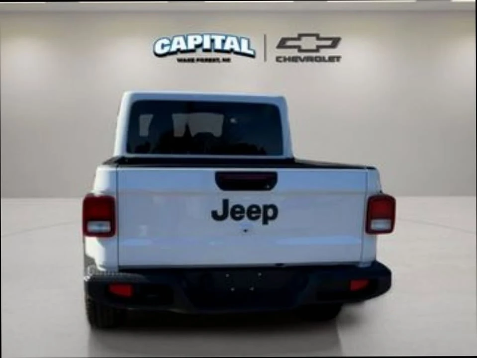 2025 Jeep JT Gladiator - Image 4 of 7
