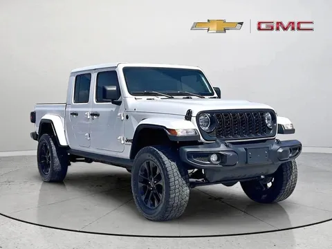 2025 Jeep Gladiator Nighthawk