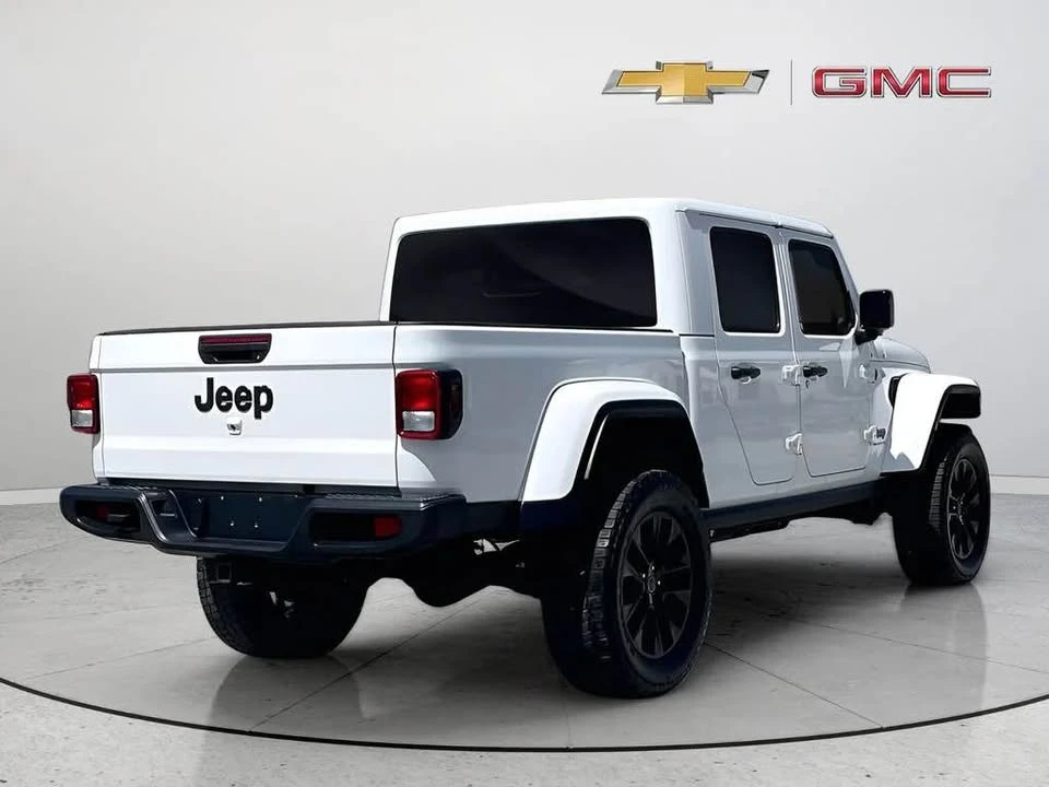 2025 Jeep JT Gladiator - Image 4 of 20