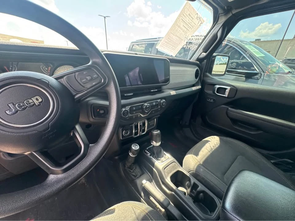 2025 Jeep JT Gladiator - Image 11 of 11