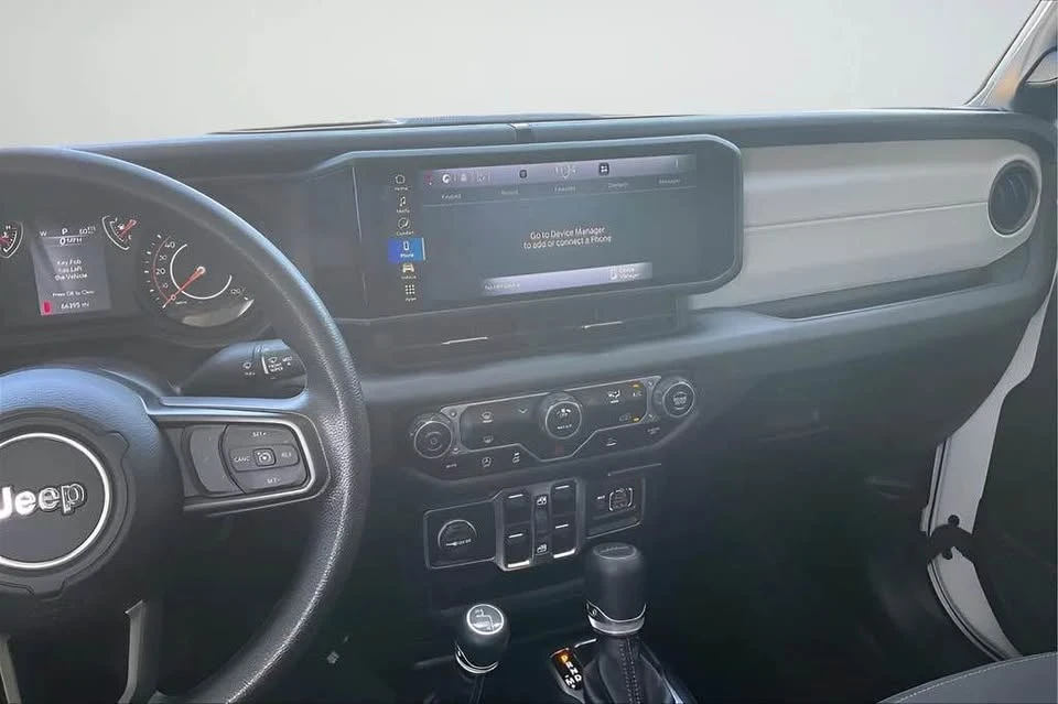 2025 Jeep JT Gladiator - Image 8 of 20