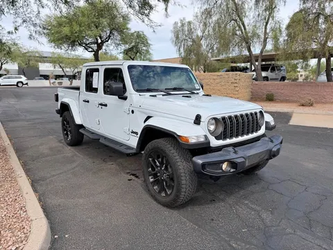 2025 Jeep Gladiator Nighthawk