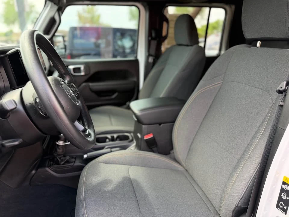 2025 Jeep JT Gladiator - Image 7 of 8