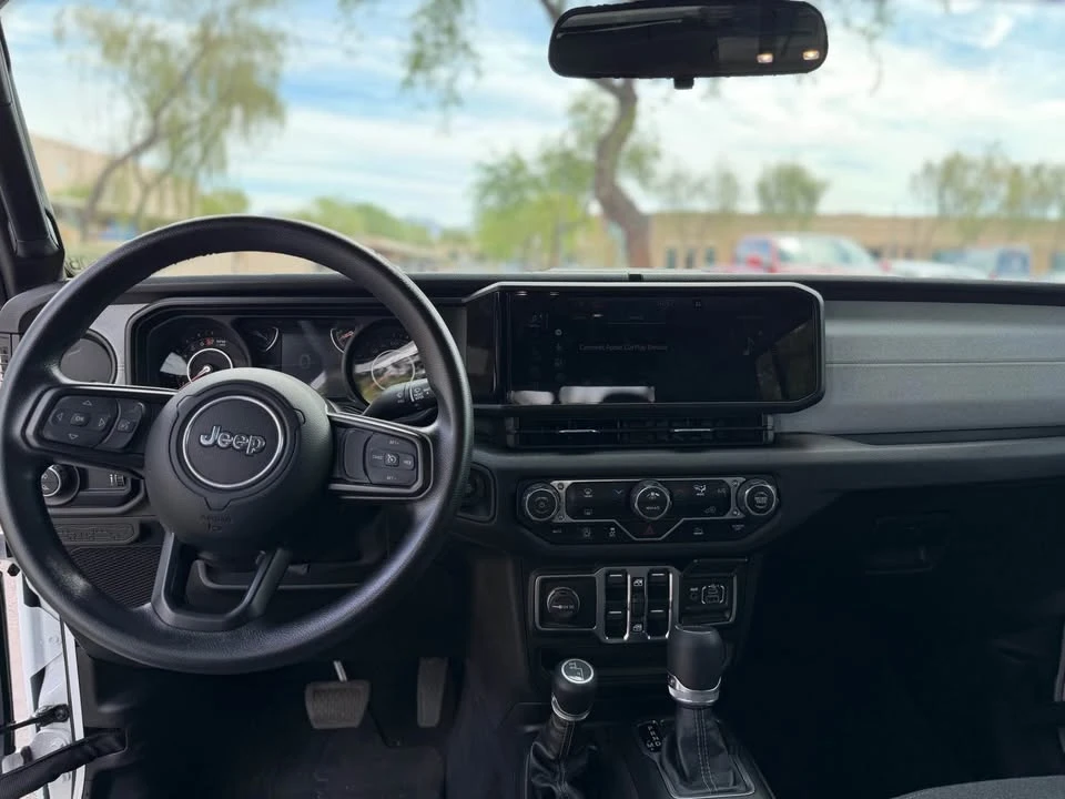 2025 Jeep JT Gladiator - Image 6 of 8