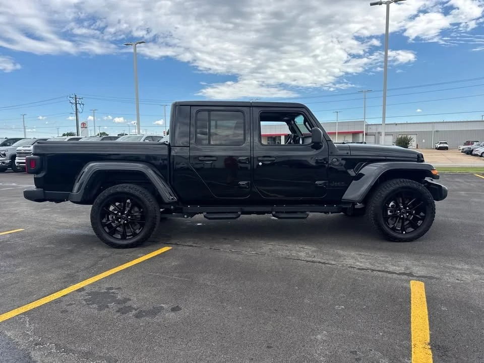 2025 Jeep JT Gladiator - Image 7 of 20